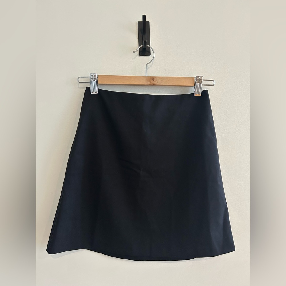 Mini black skirt